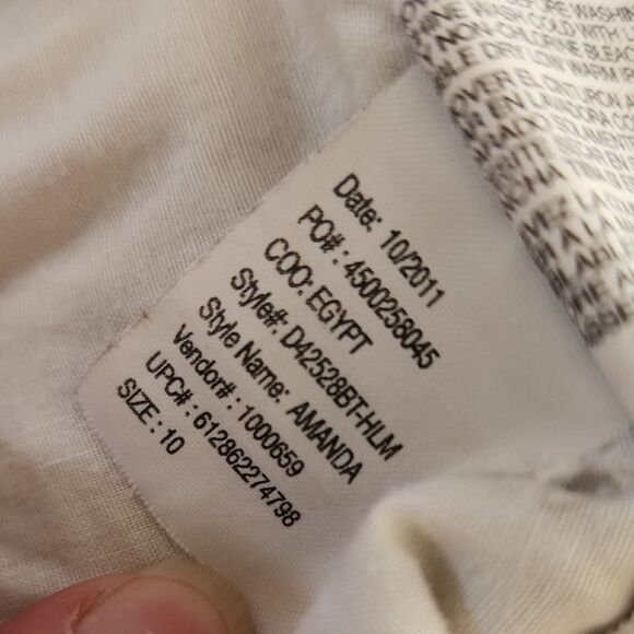 Gloria Vanderbilt Cream Capris with Rolled Cuffs Womens Size 10 - Picture 9 of 9